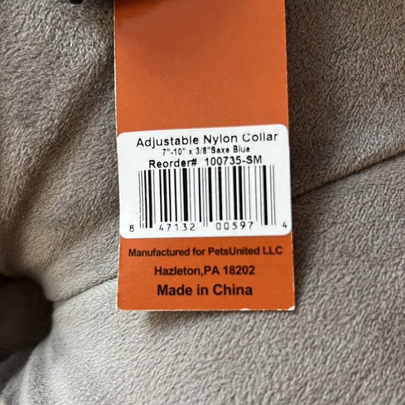 7-10” Adjustable Light Blue Dog or Cat Collar - Picture 4 of 4